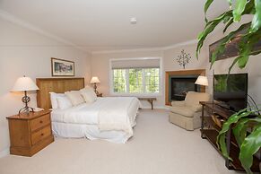 Topnotch Resort