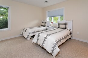 Topnotch Resort
