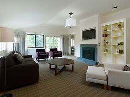 Topnotch Resort