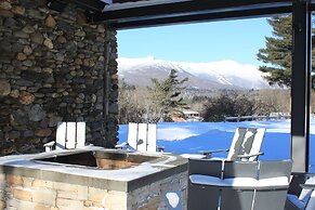 Topnotch Resort