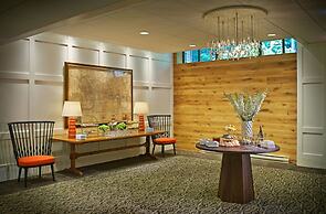 Topnotch Resort