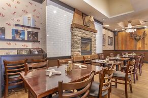 Best Western Plus Carlton Plaza Hotel