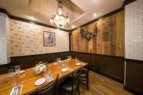 Best Western Plus Carlton Plaza Hotel