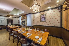 Best Western Plus Carlton Plaza Hotel