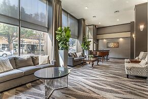 Best Western Plus Carlton Plaza Hotel