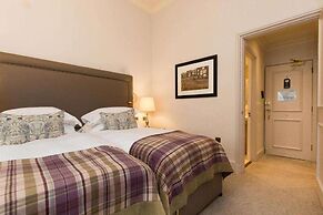 Macdonald Old England Hotel & Spa