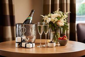 Macdonald Old England Hotel & Spa