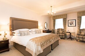 Macdonald Old England Hotel & Spa