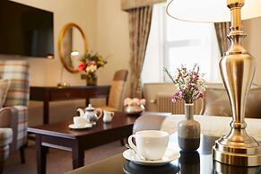 Macdonald Old England Hotel & Spa