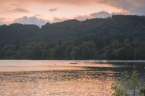 Macdonald Old England Hotel & Spa