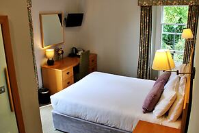 Victoria Square Hotel