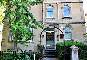 Victoria Square Hotel