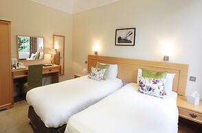Victoria Square Hotel