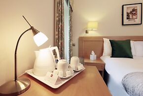 Victoria Square Hotel