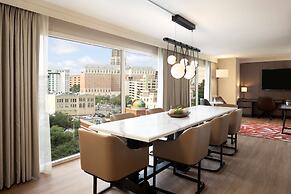 Hyatt Regency San Antonio Riverwalk