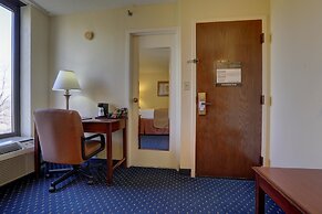 SureStay Plus Hotel by Best Western Chicago Lombard