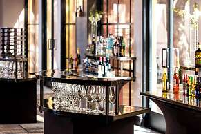 Renaissance Palm Springs Hotel