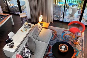 Renaissance Palm Springs Hotel