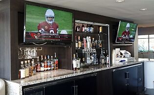 Executive Inn & Suites Embarcadero Cove