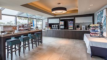 Executive Inn & Suites Embarcadero Cove