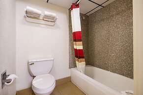 Red Roof Inn Crestview