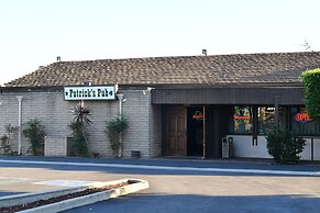 Costa Mesa Inn