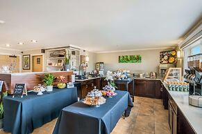 Red Lion Inn & Suites Sequim