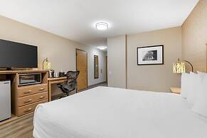 Best Western Plus Country Meadows Inn