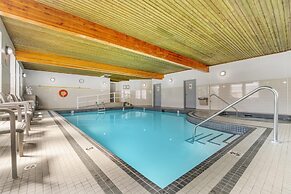 Best Western Plus Country Meadows Inn
