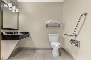 Best Western Plus Country Meadows Inn