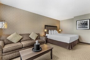 Best Western Plus Country Meadows Inn