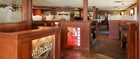 Best Western Plus Country Meadows Inn