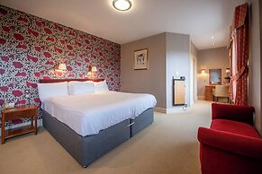 Metropole Hotel and Spa