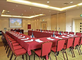 Metropole Hotel and Spa