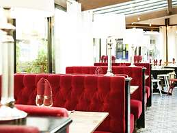 ibis Saint-Étienne - La Terrasse