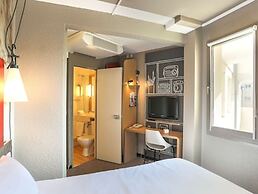 ibis Saint-Étienne - La Terrasse