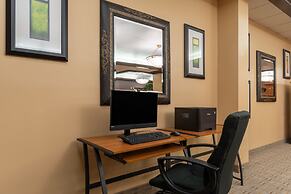 Ramada by Wyndham Reno Hotel and Casino