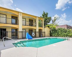 Key West Inn - Montgomery South