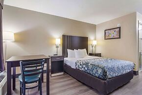 Econo Lodge South