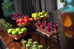 Renaissance Des Moines Savery Hotel