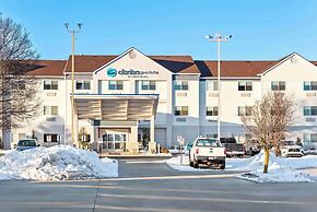 Clarion Pointe Mattoon near University