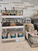 Clarion Pointe Mattoon near University