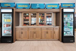 Clarion Pointe Mattoon near University