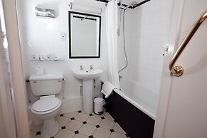 The Rose and Crown Hotel – Tonbridge