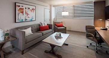 The Rushmore Hotel & Suites, BW Premier Collection