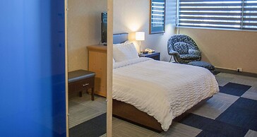 The Rushmore Hotel & Suites, BW Premier Collection