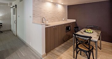 The Rushmore Hotel & Suites, BW Premier Collection