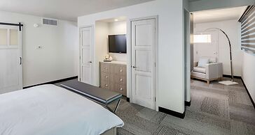 The Rushmore Hotel & Suites, BW Premier Collection