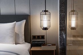 The Garden Hotel Guangzhou - Discover 26 cultural treasures with hotel