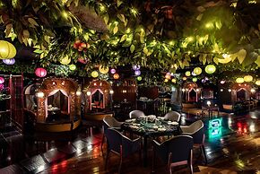 The Garden Hotel Guangzhou - Discover 26 cultural treasures with hotel